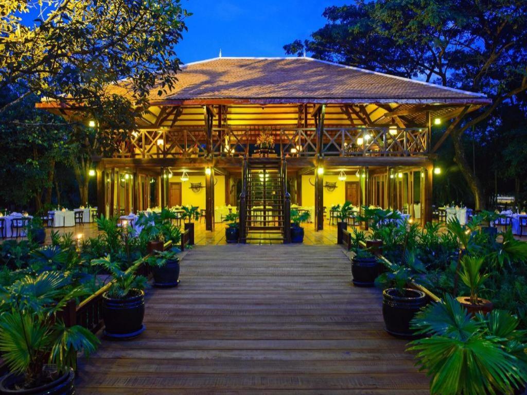 Angkor Village Resort & Spa Siem Reap Exterior foto