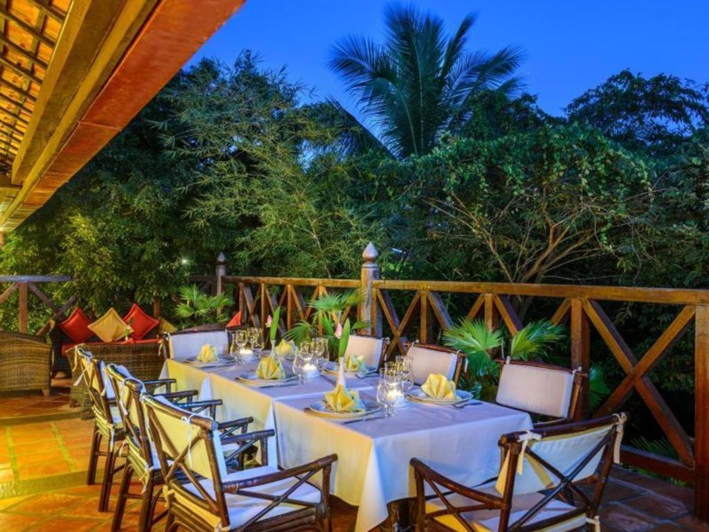 Angkor Village Resort & Spa Siem Reap Exterior foto
